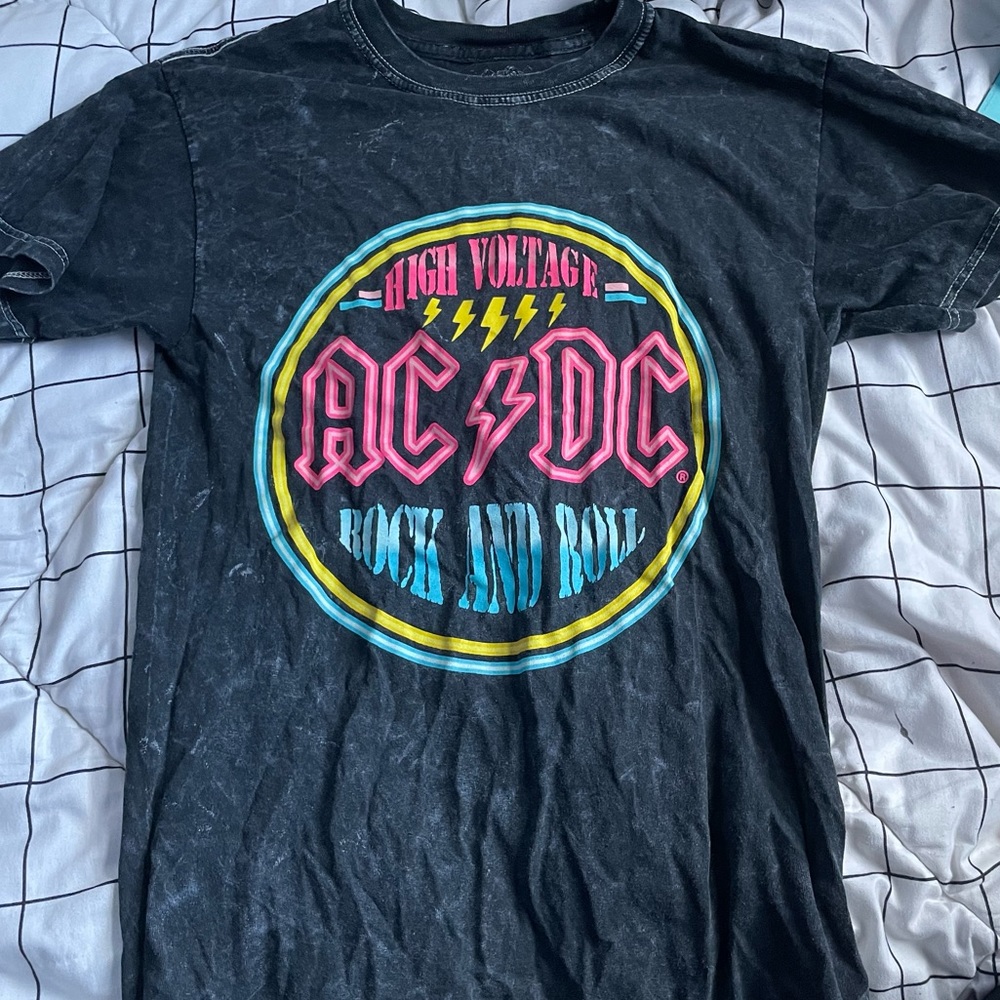 worn a handful of times, no longer my style